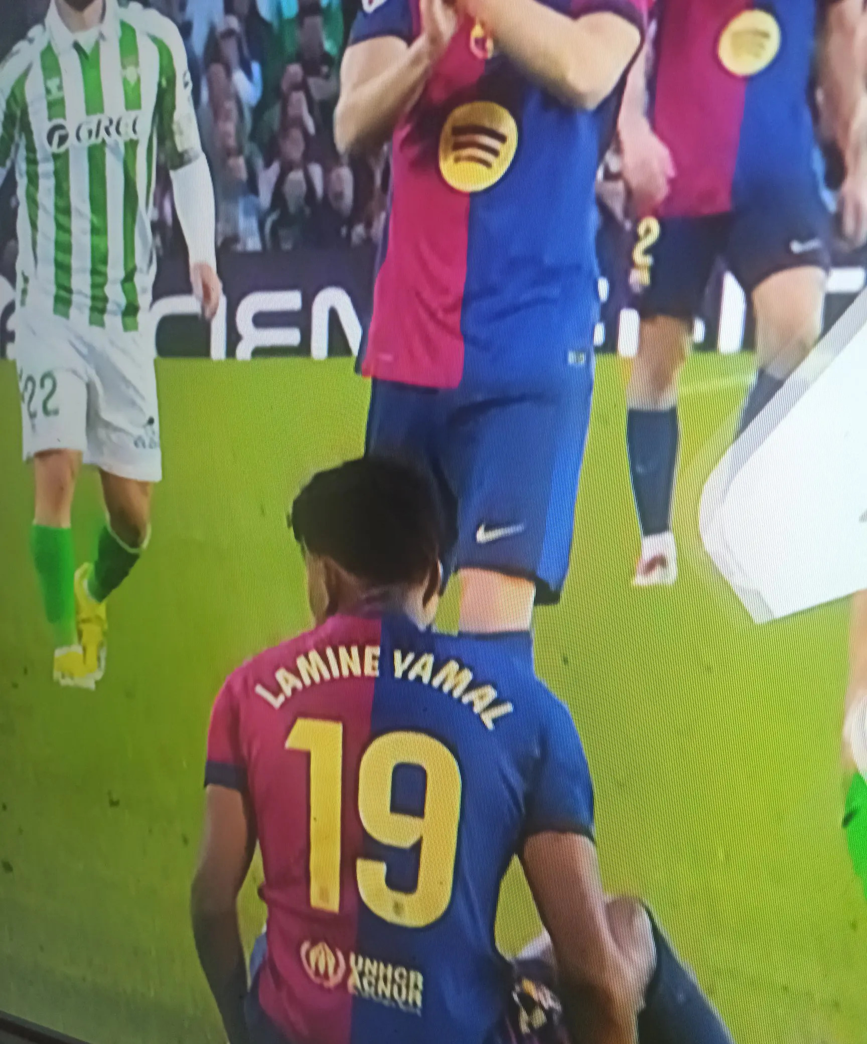 关于比尔包客场击败巴伦西亚，反弹态势明显的信息