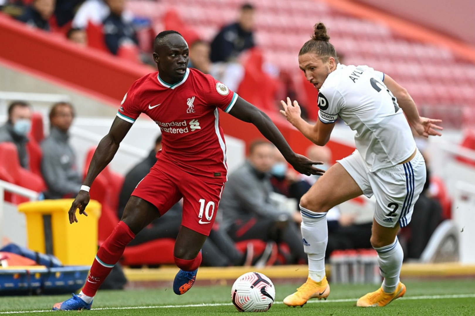 关于利兹联主帅贝尔萨：新赛季取得突破的信息